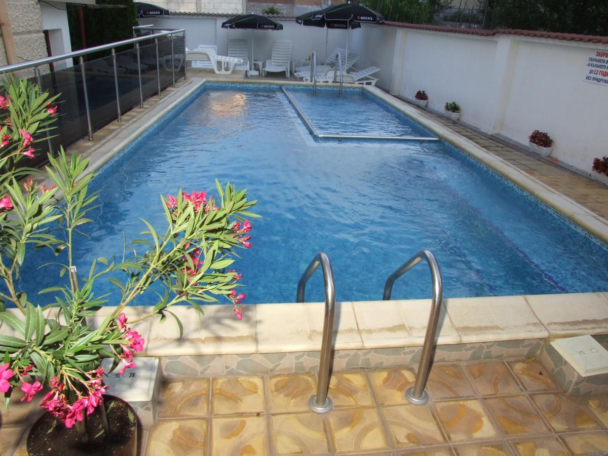 Family Hotel Dalia فيلينغراد المظهر الخارجي الصورة